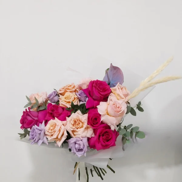 Bold Mixed Rose Bouquet