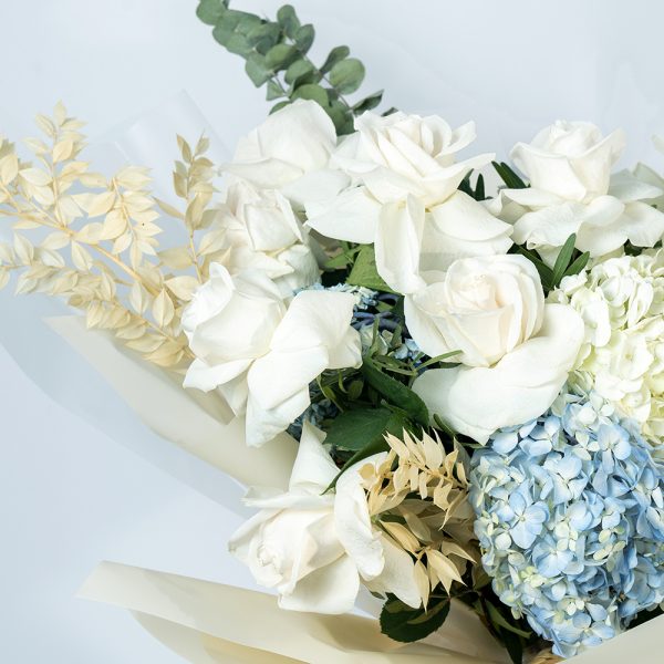 White & Blue Harmony Bouquet - Image 2