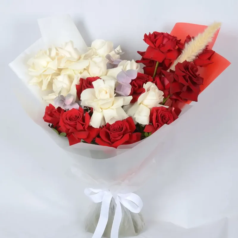 Ivory Blaze Bouquet - Image 2