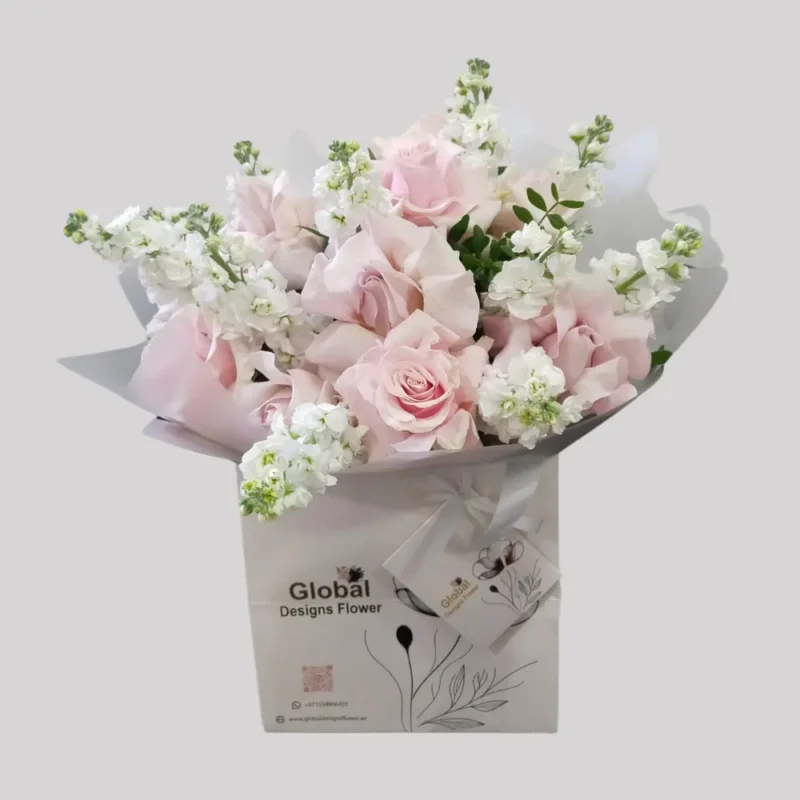 Pink rose's with white matheula